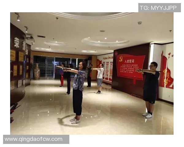 勇士与骑士激战正酣第三节精彩瞬间回顾与分析