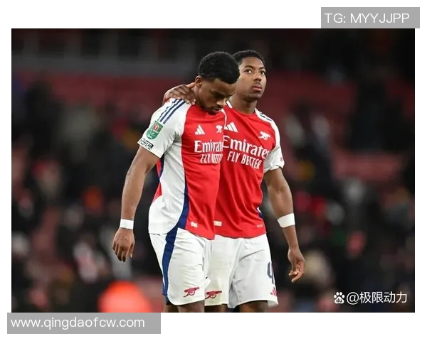 2012年阿森纳与曼联经典对决回顾及精彩瞬间分析